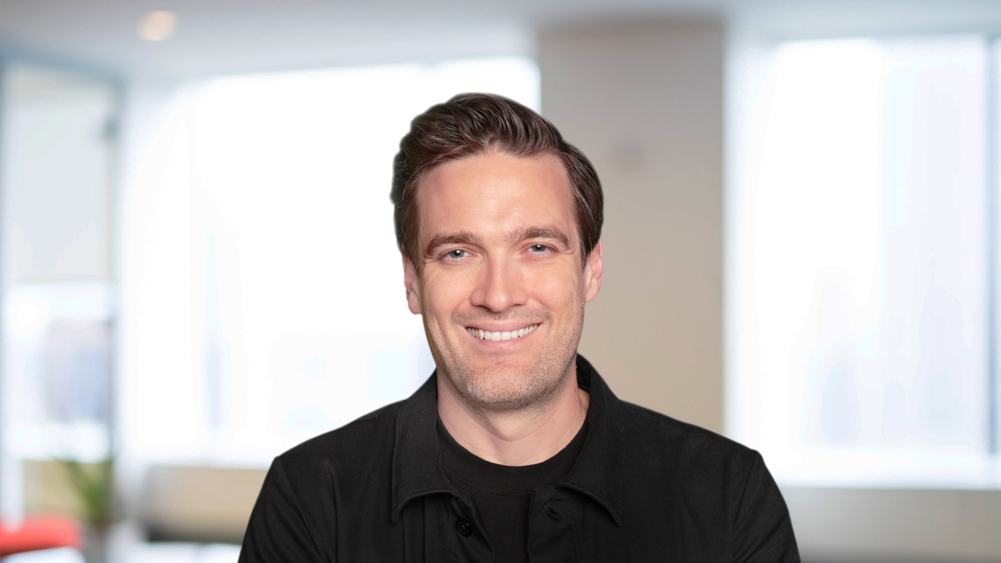 Headshot of Philip Dowling
