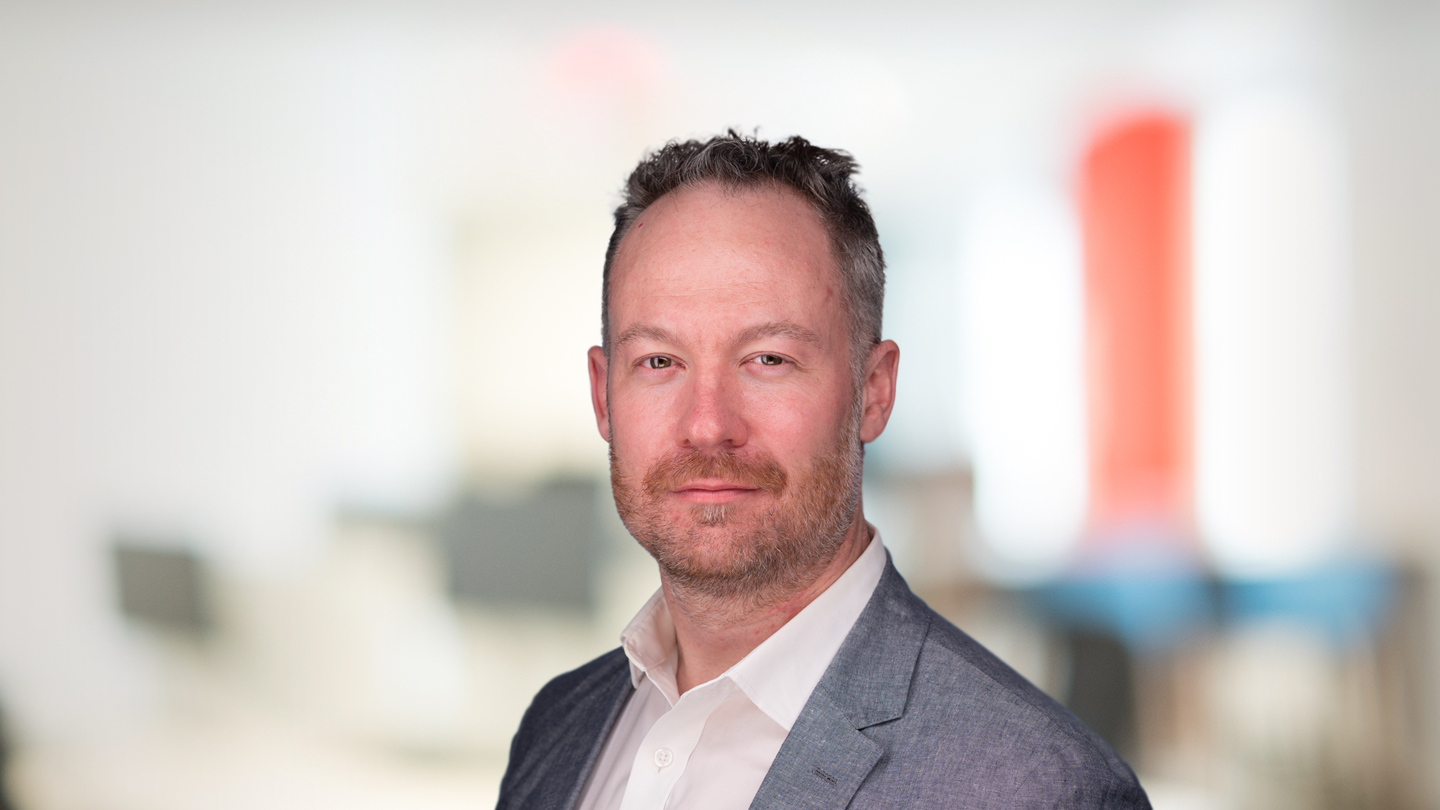 Headshot of Dan Manicom