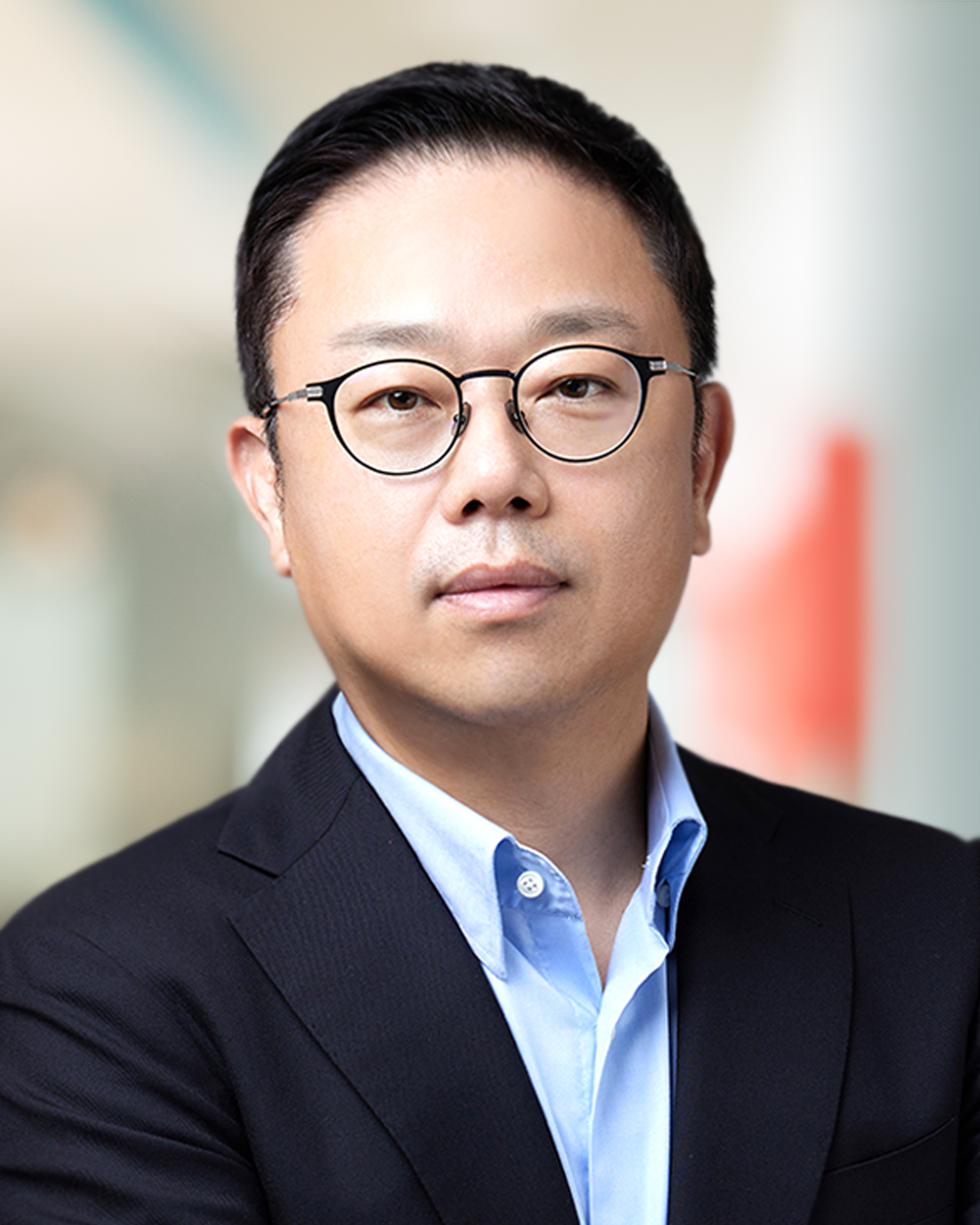 Headshot of Jun Won