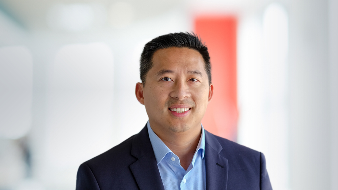 Headshot of Hank Chen