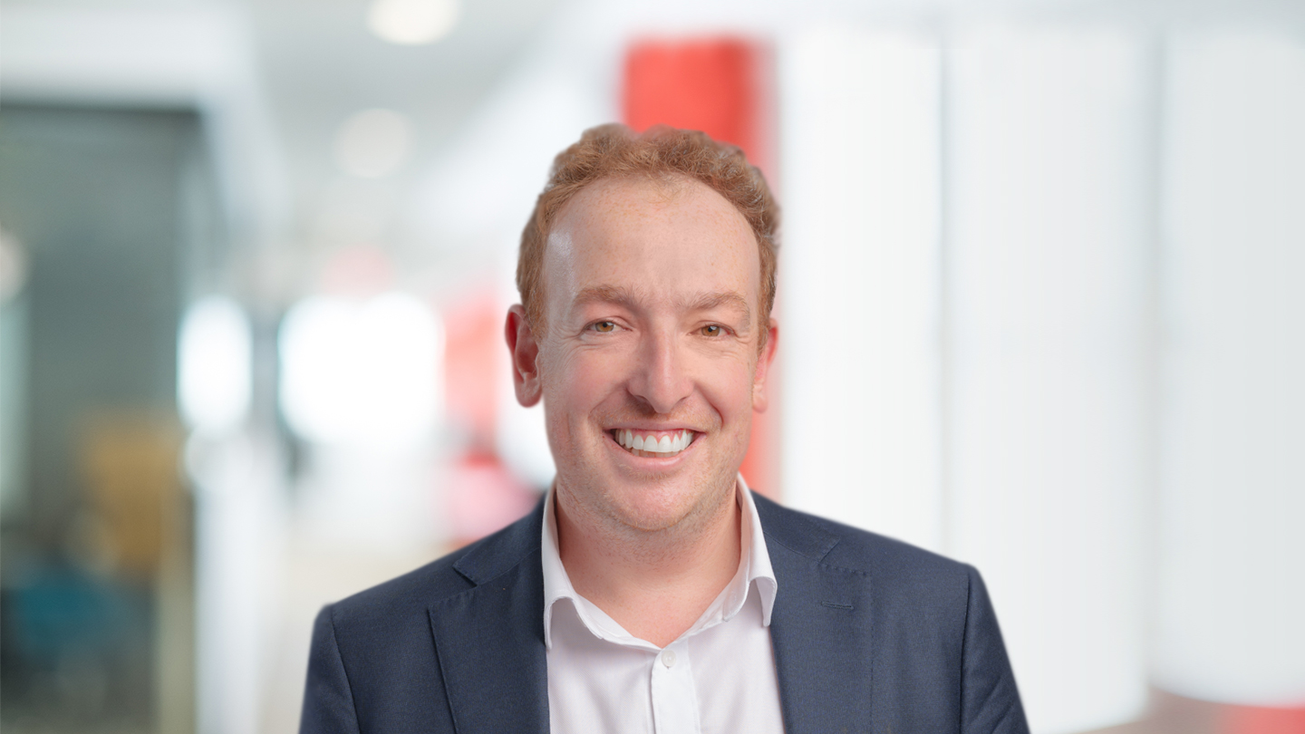 Headshot of Andrew Honigman