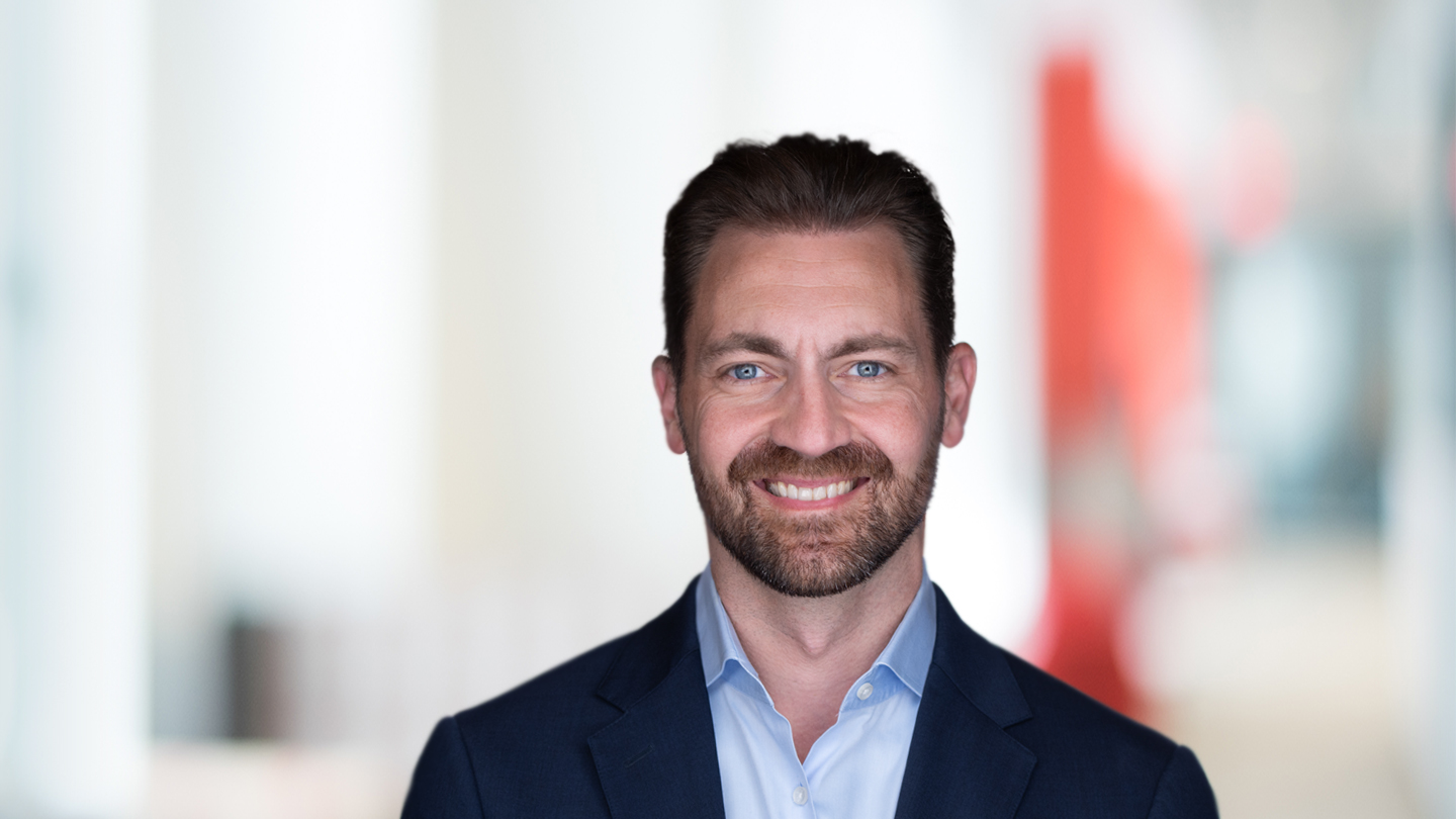 Headshot of Stephan Zech