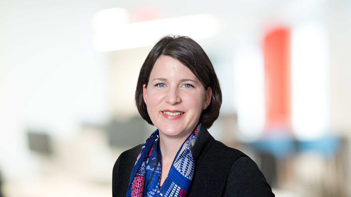 Headshot of Sarah Elk