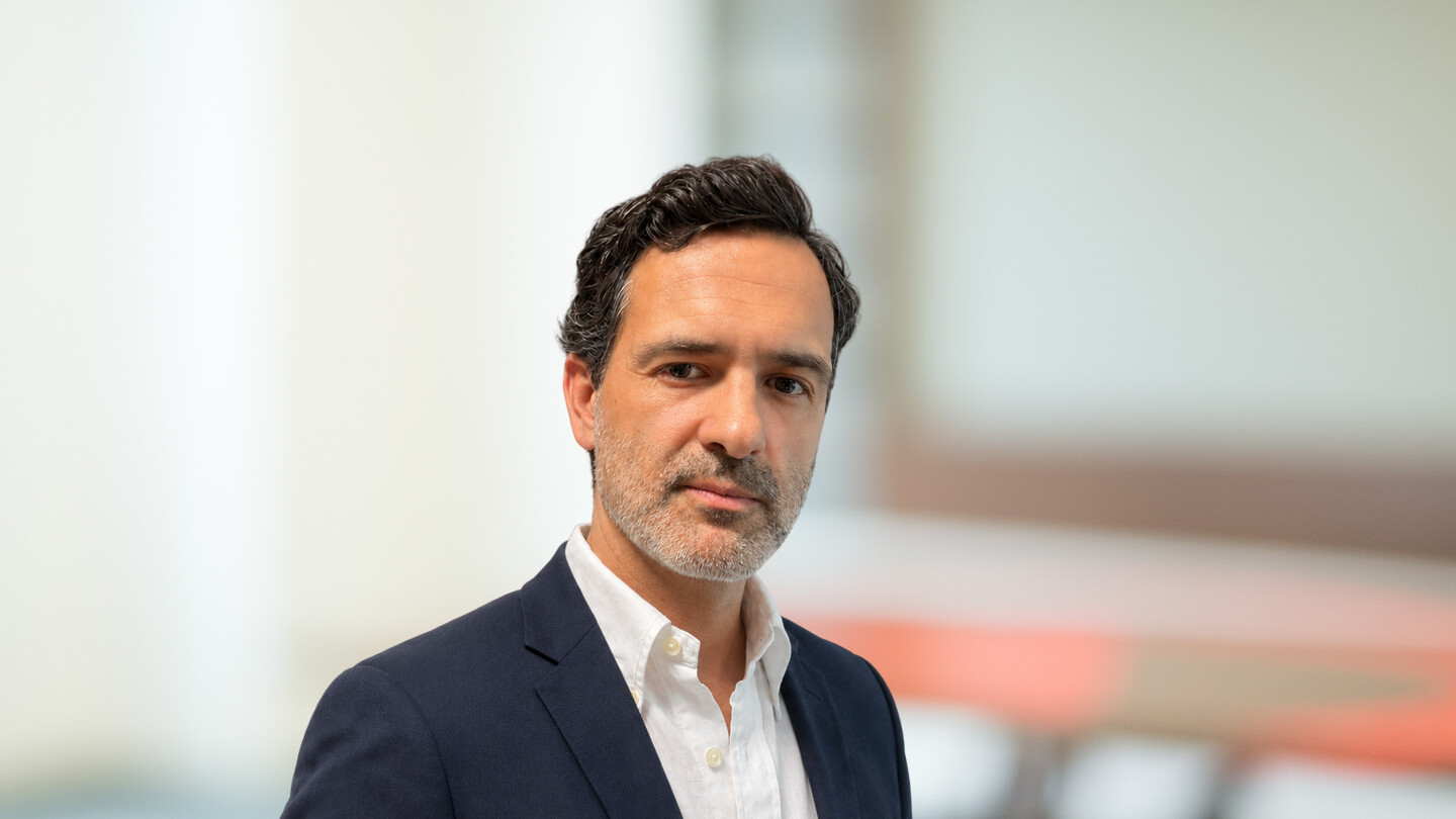 Headshot of Ignacio Gómez